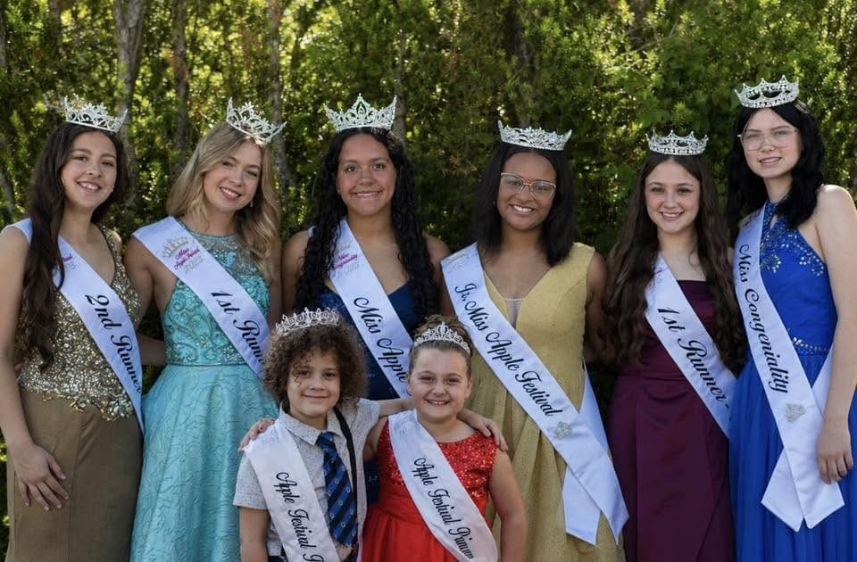 L to R front row: Maddie, Lyle L to R back row: Hailey Robbins, Mattalyn Weinberg, Deonna Cross, Allyna Vollman, Shelby Snook, Alexis McCombs.